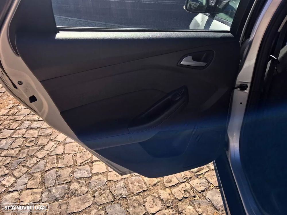 Ford Focus SW 1.6 TDCi Trend - 15
