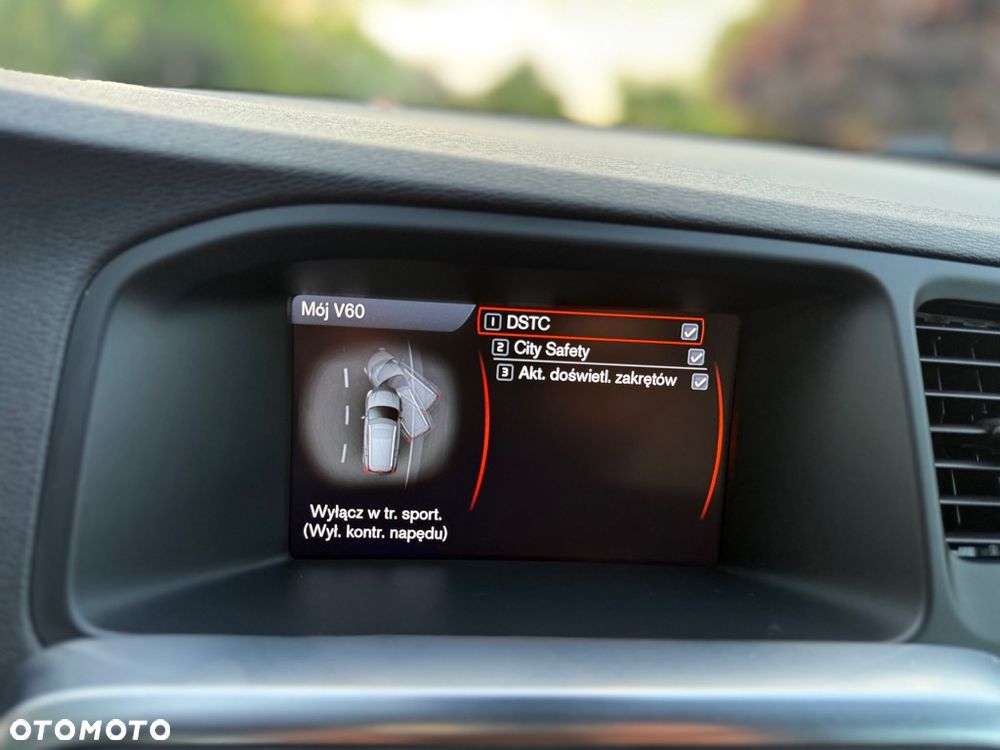 Volvo V60 T4 Geartronic Powershift RDesign - 23