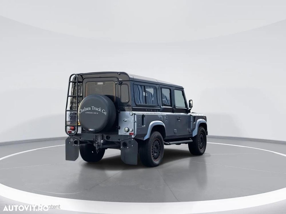 Land Rover Defender - 9