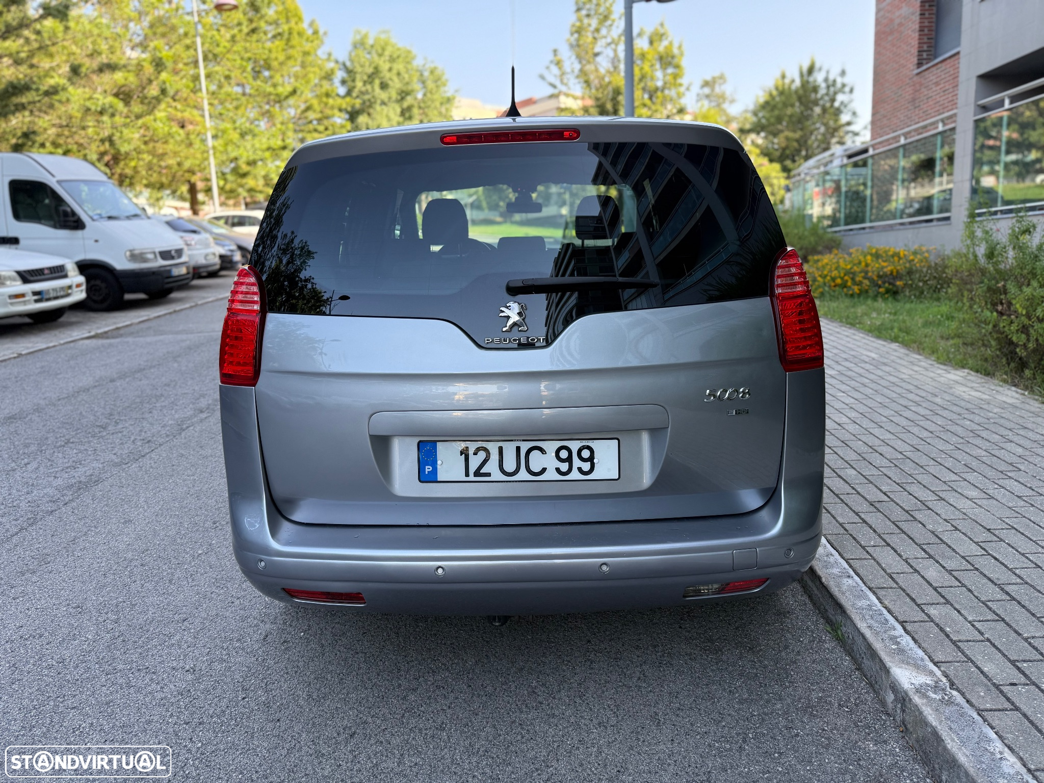 Peugeot 5008 1.6 E-HDi 5L Allure 2-Tronic J17 - 7