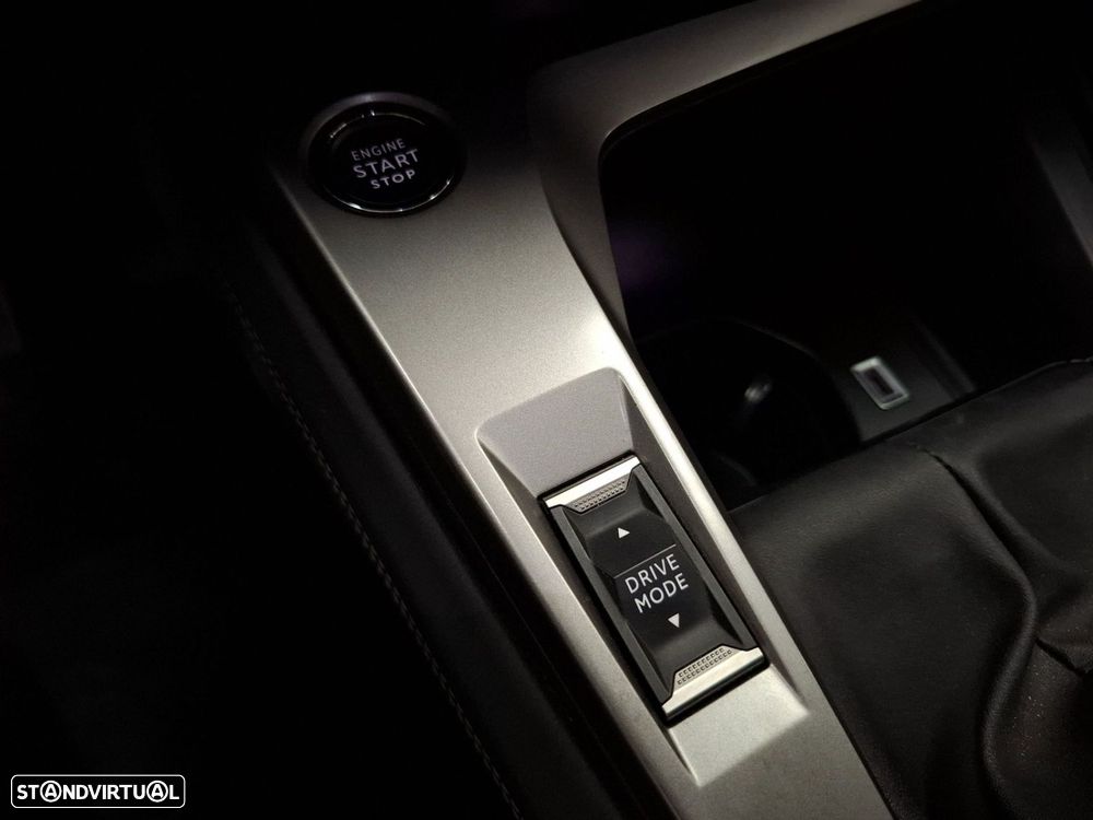 Peugeot 308 1.2 PureTech Allure - 21