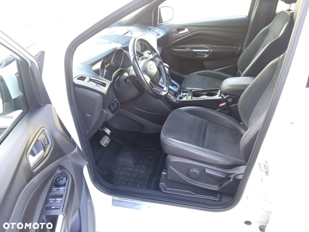 Ford Kuga 2.0 TDCi AWD ST-Line - 9