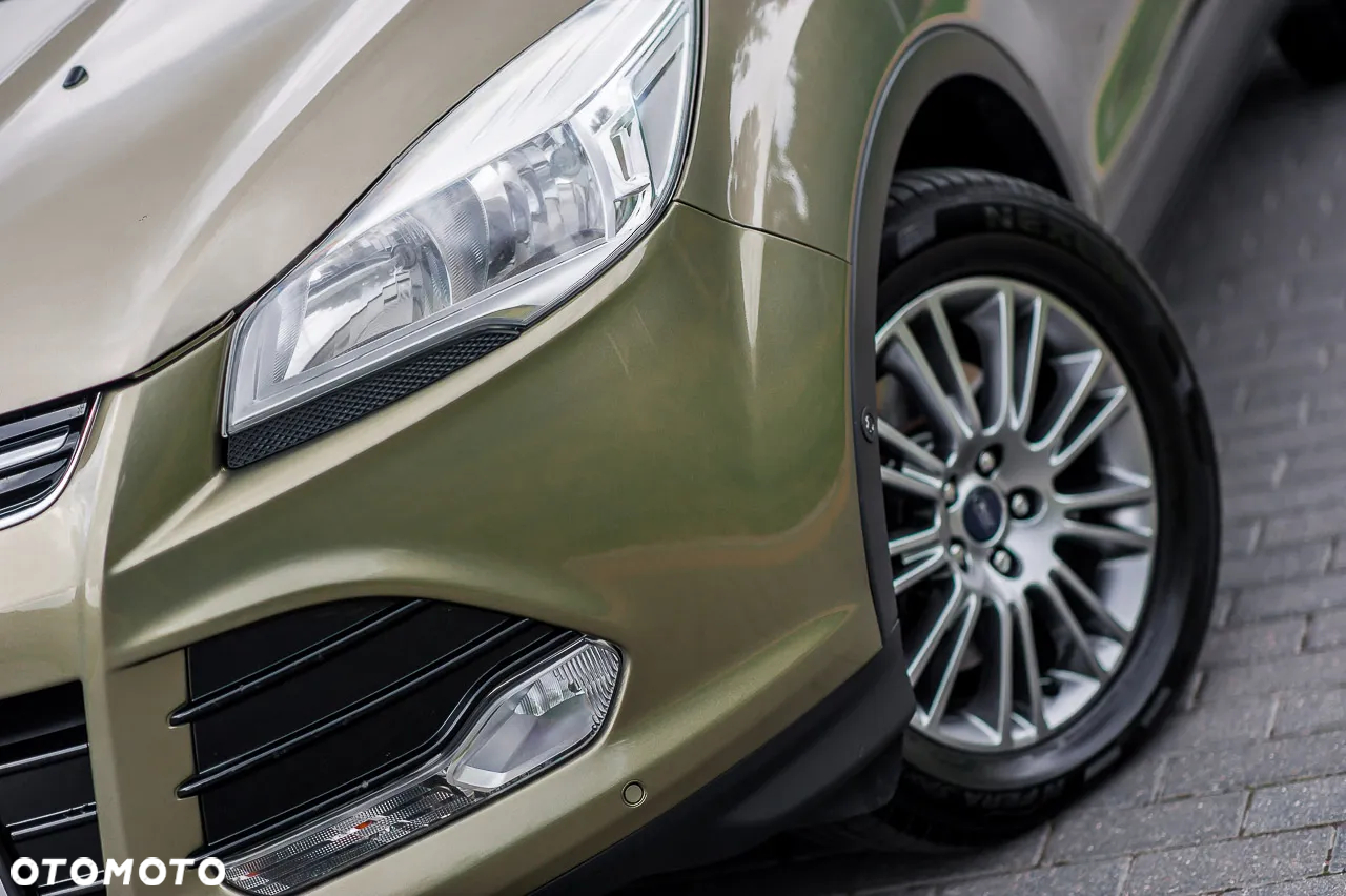 Ford Kuga 2.0 TDCi 2x4 Titanium - 15