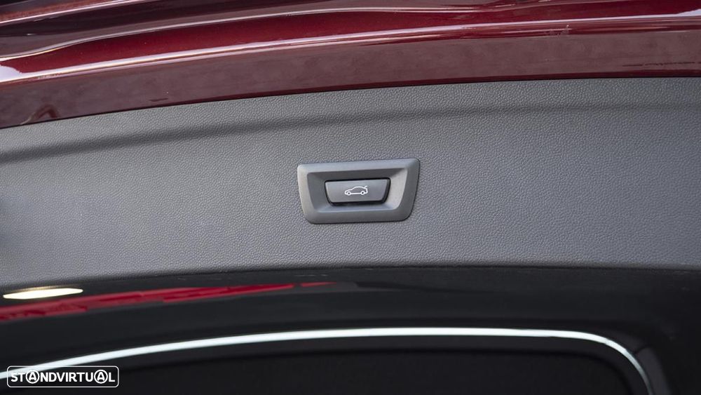 BMW iX xDrive 40 Pack Desportivo - 12