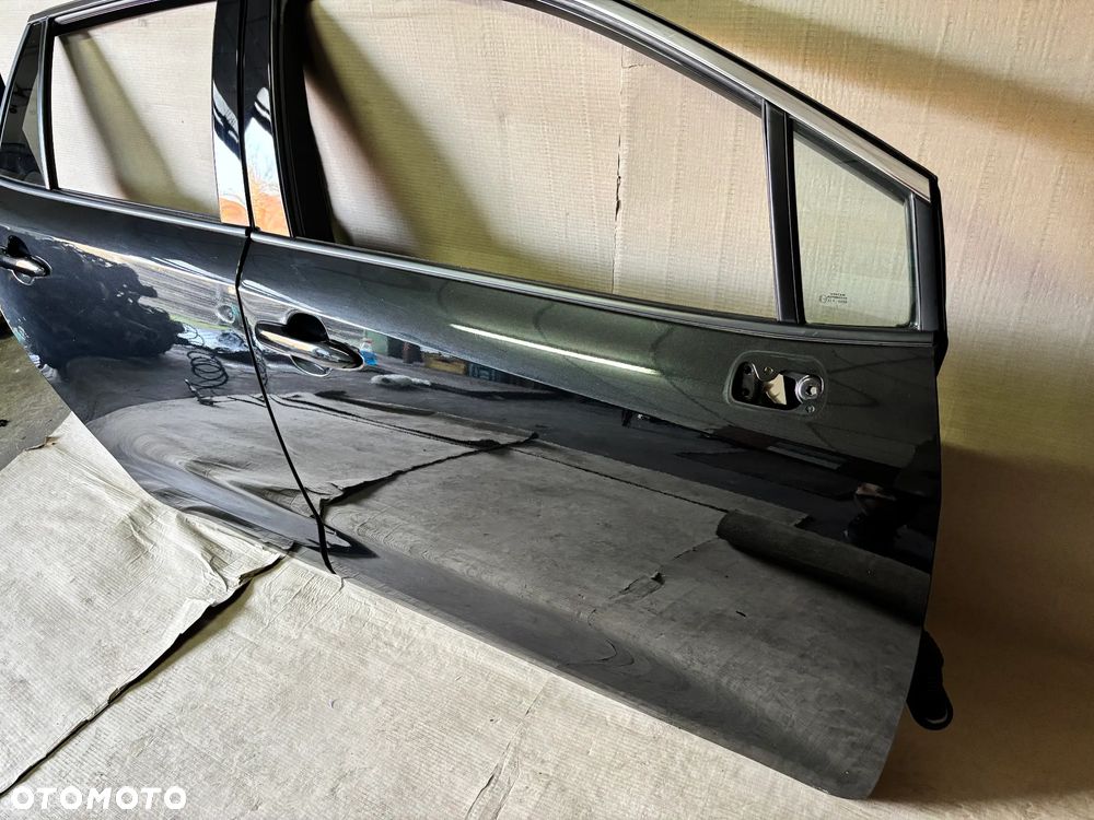 Drzwi Prawe tył Toyota Corolla e21 LIFT 209 KOMBI - 3