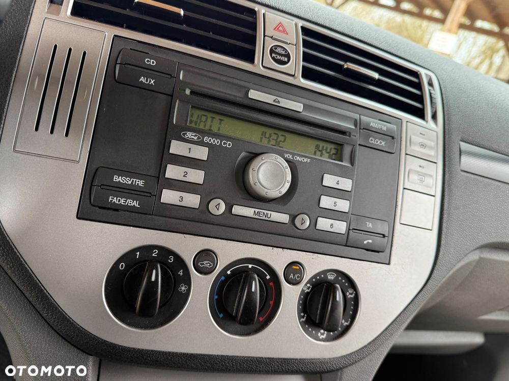 Ford Kuga 2.0 TDCi 2x4 Trend - 20