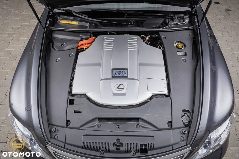 Lexus LS - 35