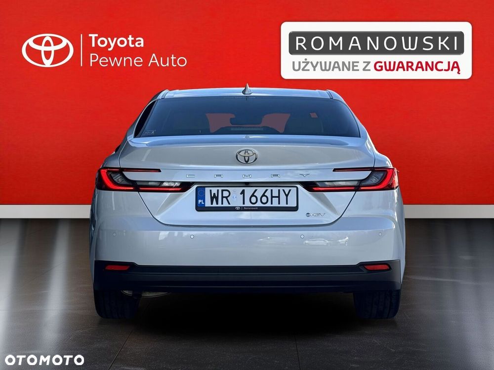 Toyota Camry - 7