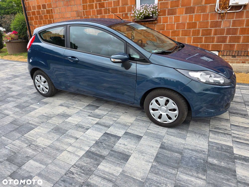 Ford Fiesta - 2