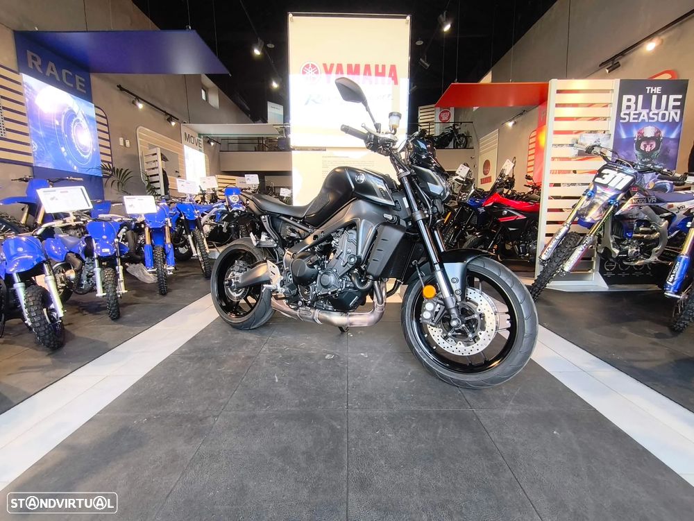 Yamaha MT-09 - 1