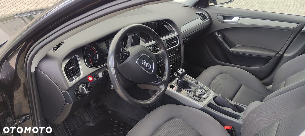 Audi A4 Avant - 1