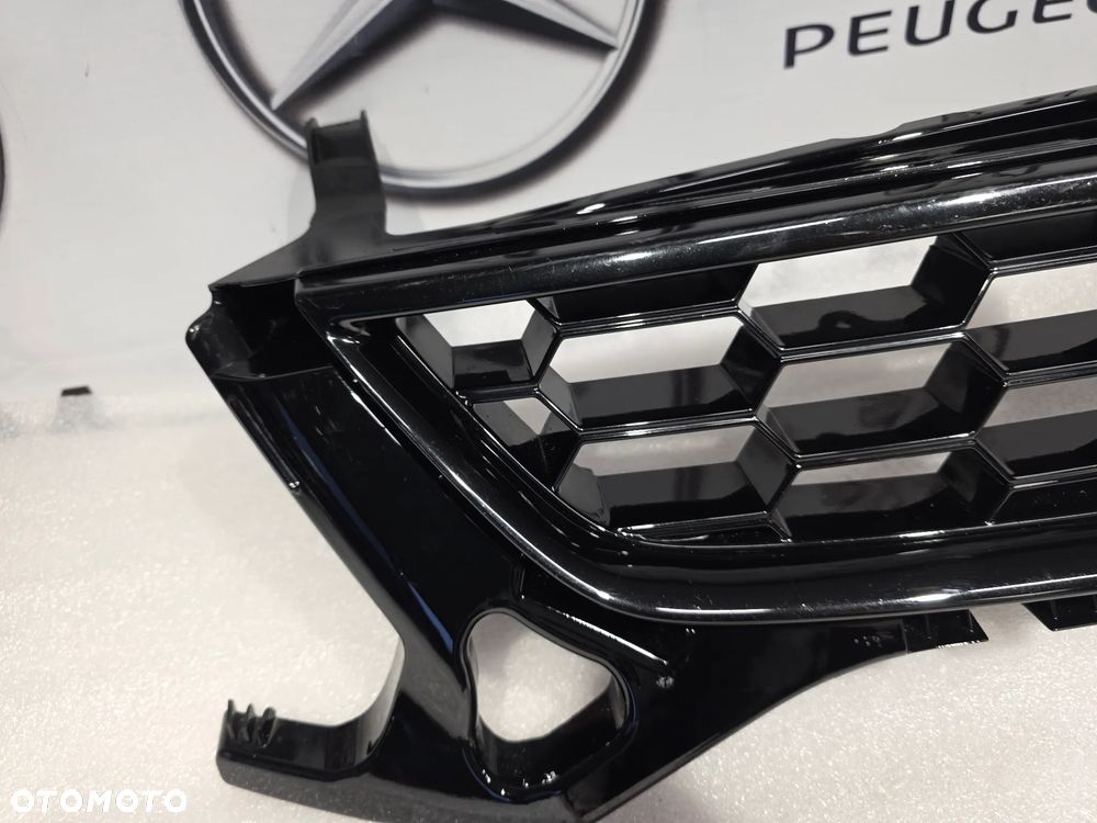 FORD MONDEO MK4 IV LIFT ST / TITANIUM ATRAPA / GRILL PRZEDNI PRZÓD , NR BS7J-8200-BCW , NR AUKCJI GL858 - 4