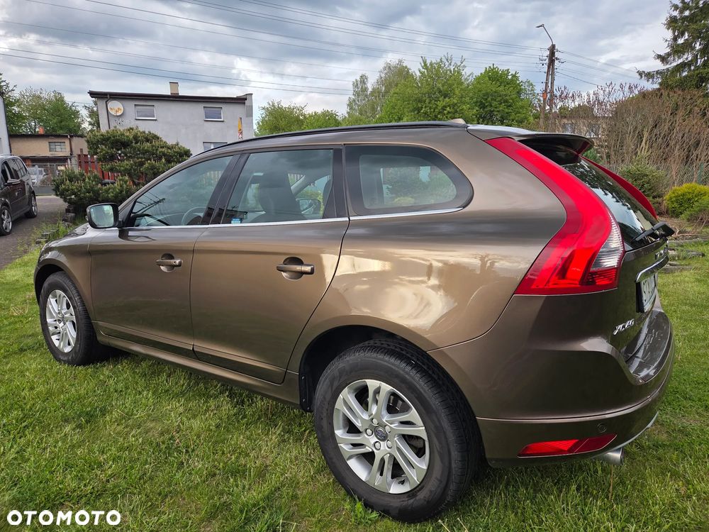 Volvo XC 60 D3 Drive-E Momentum - 20