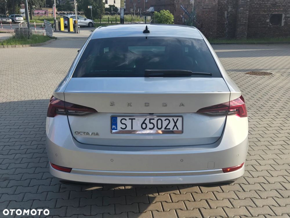 Skoda Octavia 1.5 TSI ACT Ambition - 9