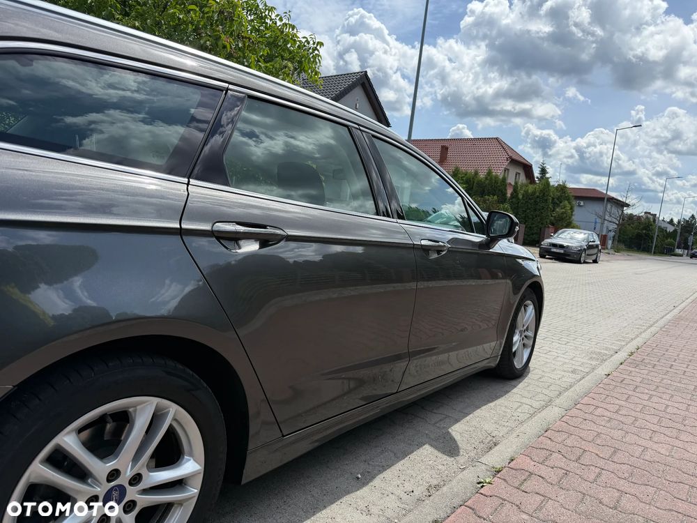 Ford Mondeo - 14