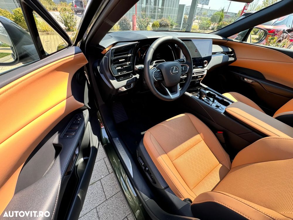 Lexus Seria RX 450h+ E-Four PHEV Executive - 23