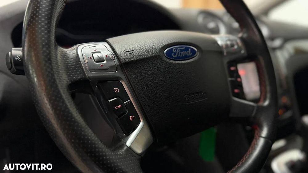 Ford S-Max 2.0 EcoBoost Powershift Titanium - 27