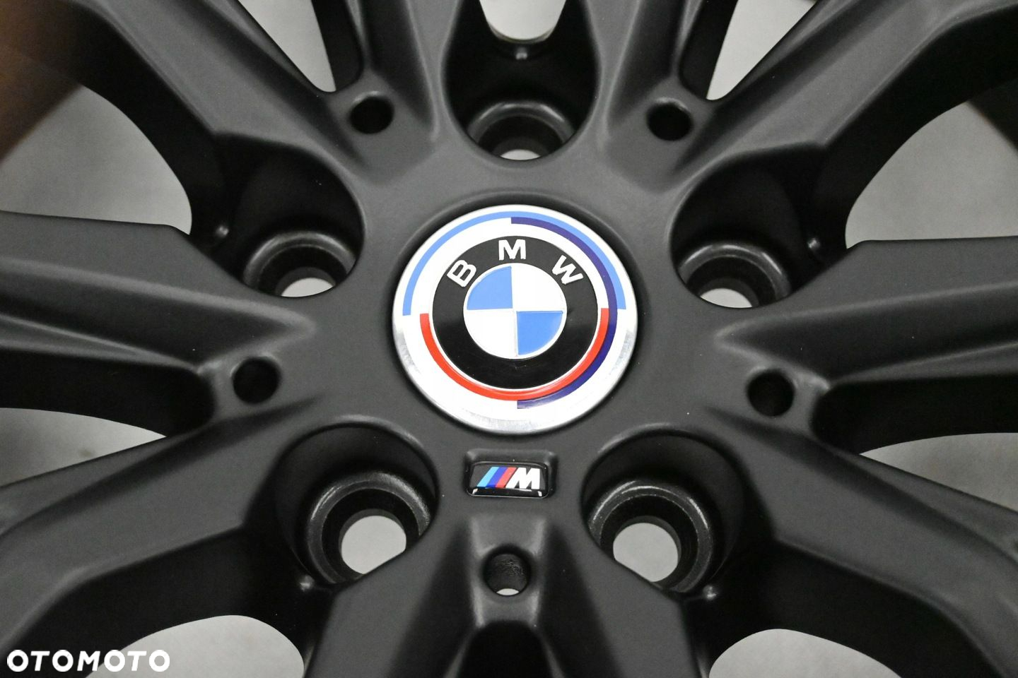 ,BMW 3 G20 G21 4 G22 G23 G26 2 G42 7,5x18 ET25 8,5x18 ET40 6885305 6885306 - 8