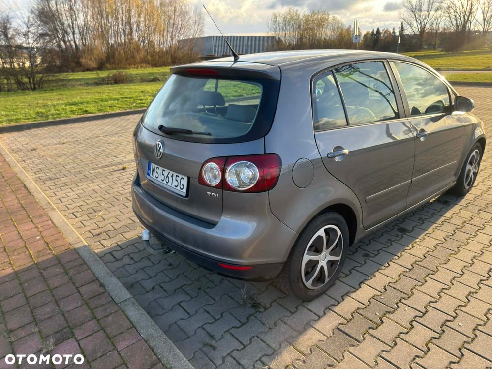 Volkswagen Golf - 17