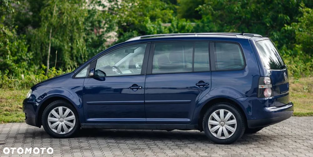 Volkswagen Touran 1.4 TSI United - 10