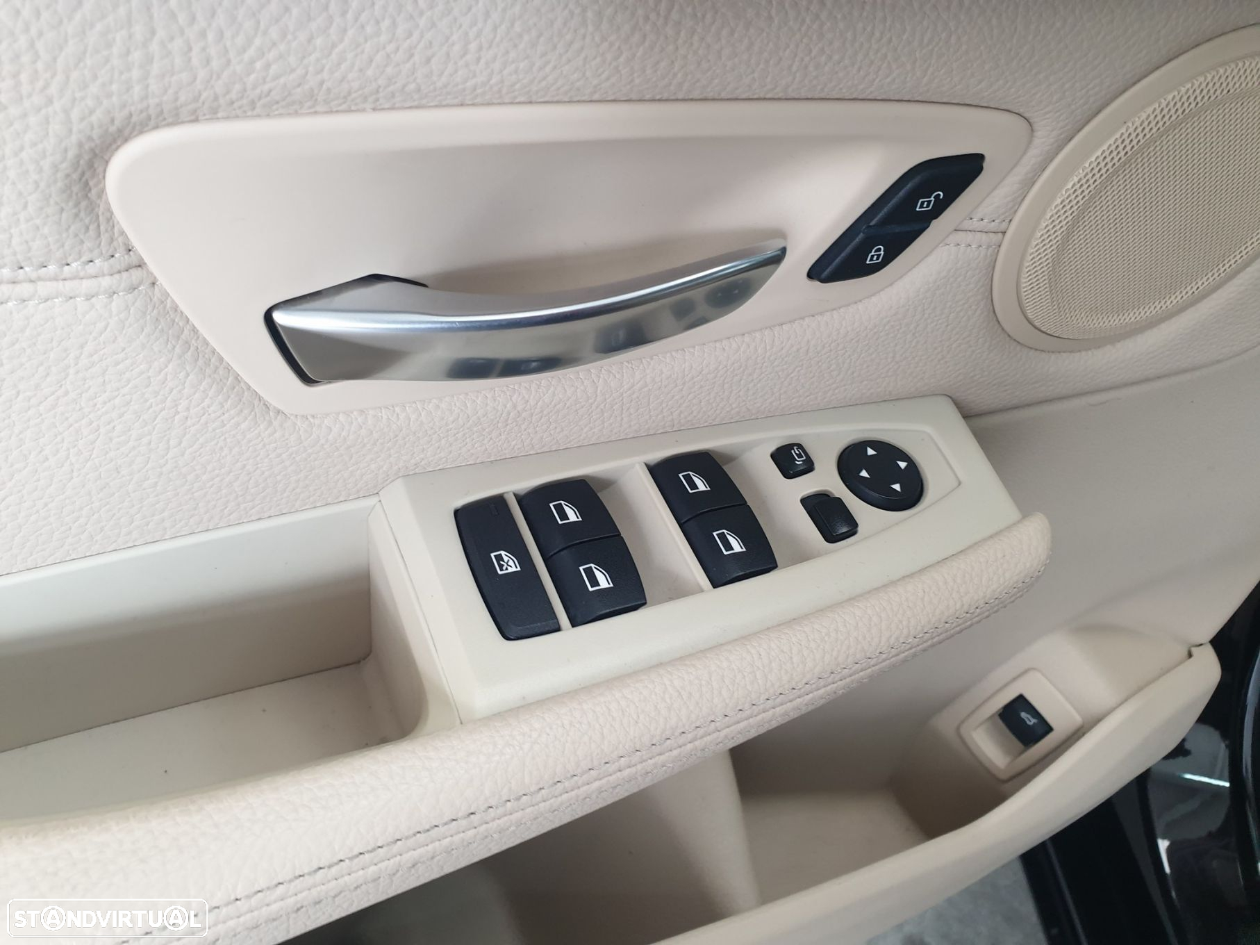BMW 216 Active Tourer d - 12