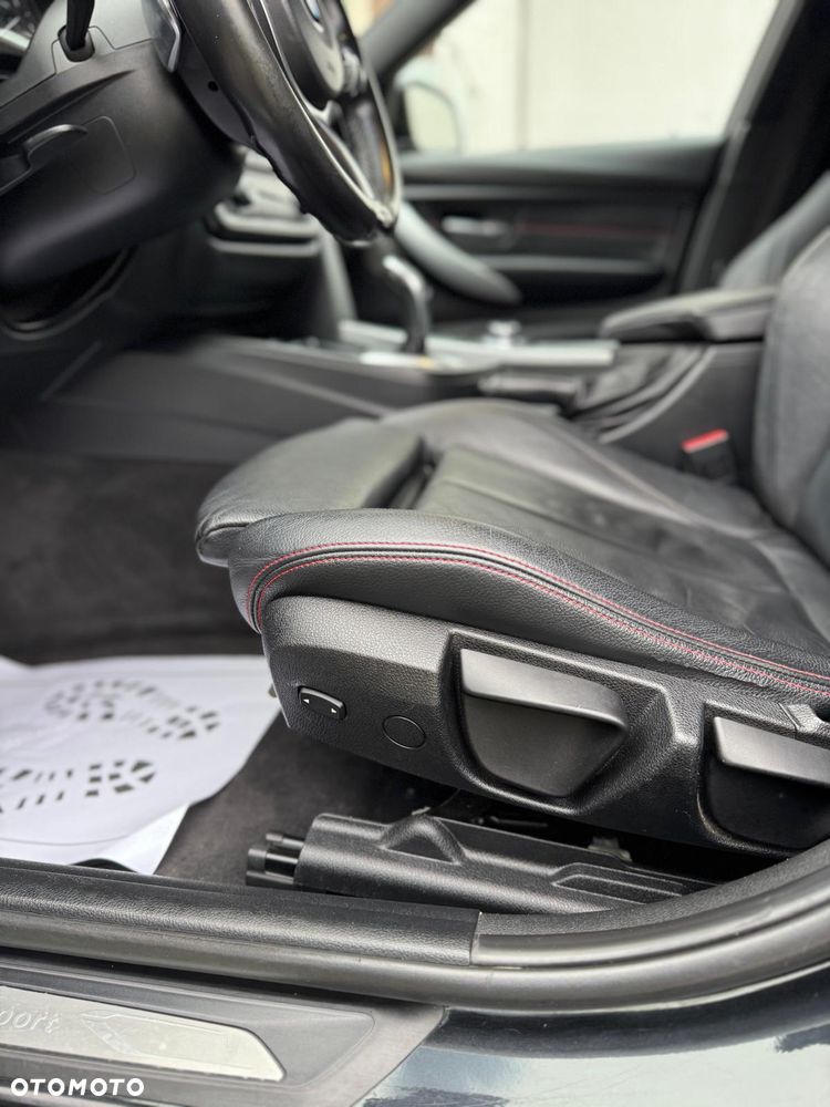 BMW Seria 3 330d Sport Line - 14