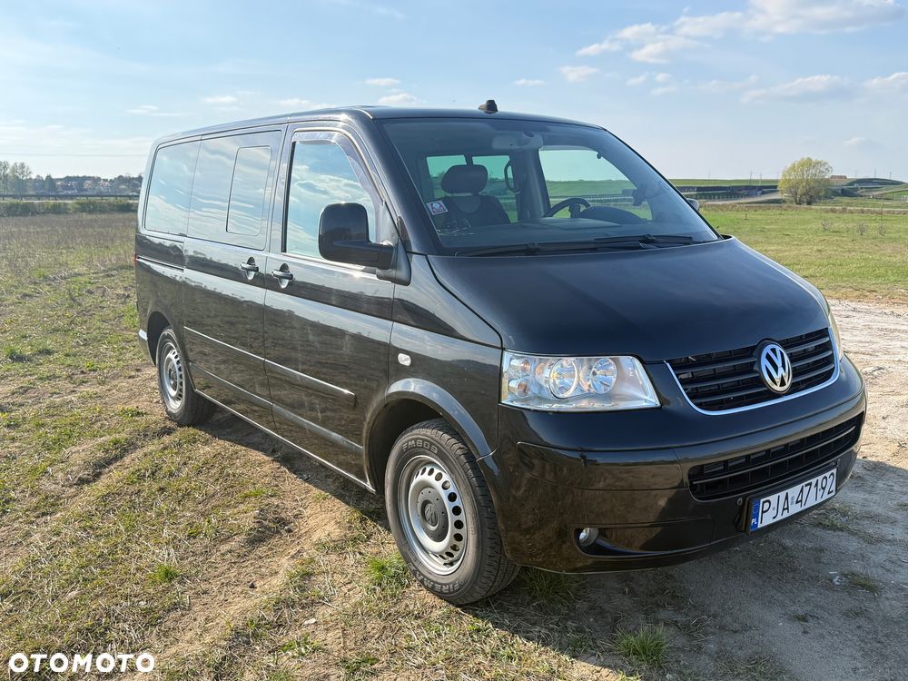 Volkswagen Multivan - 1