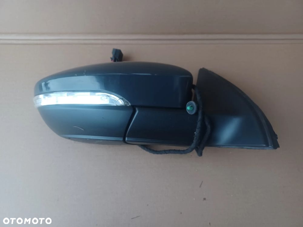 LUSTERKO PRAWE PASSAT B7 CI7F 6PIN - 1