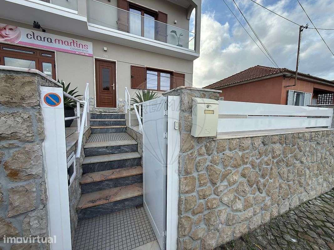 Apartamento T2 para arrendamento - Grande imagem: 2/14