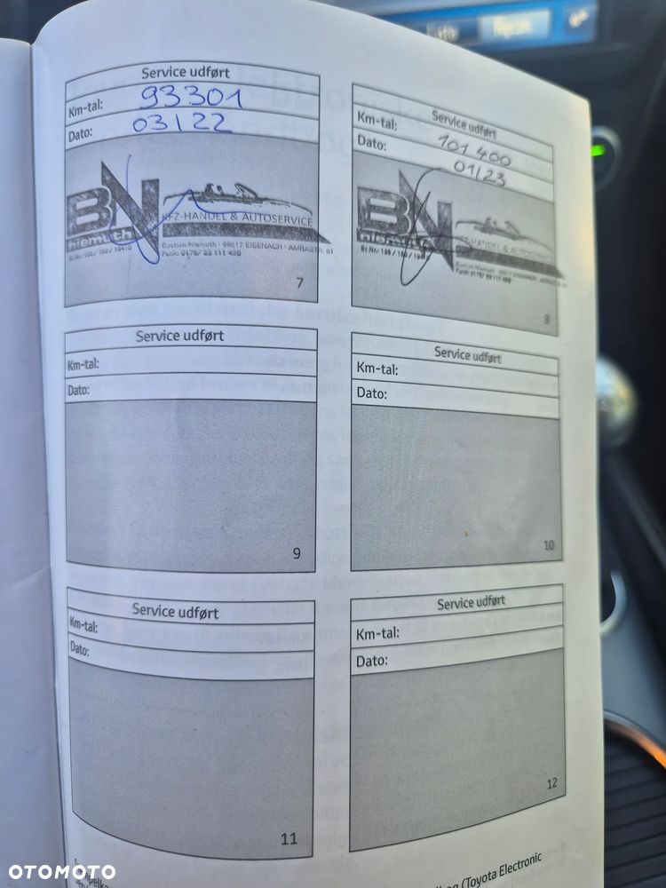 Toyota Avensis 1.8 Comfort - 14