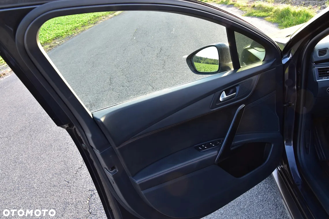 Peugeot 508 RXH BlueHDi 180 EAT6 Stop&Start - 29