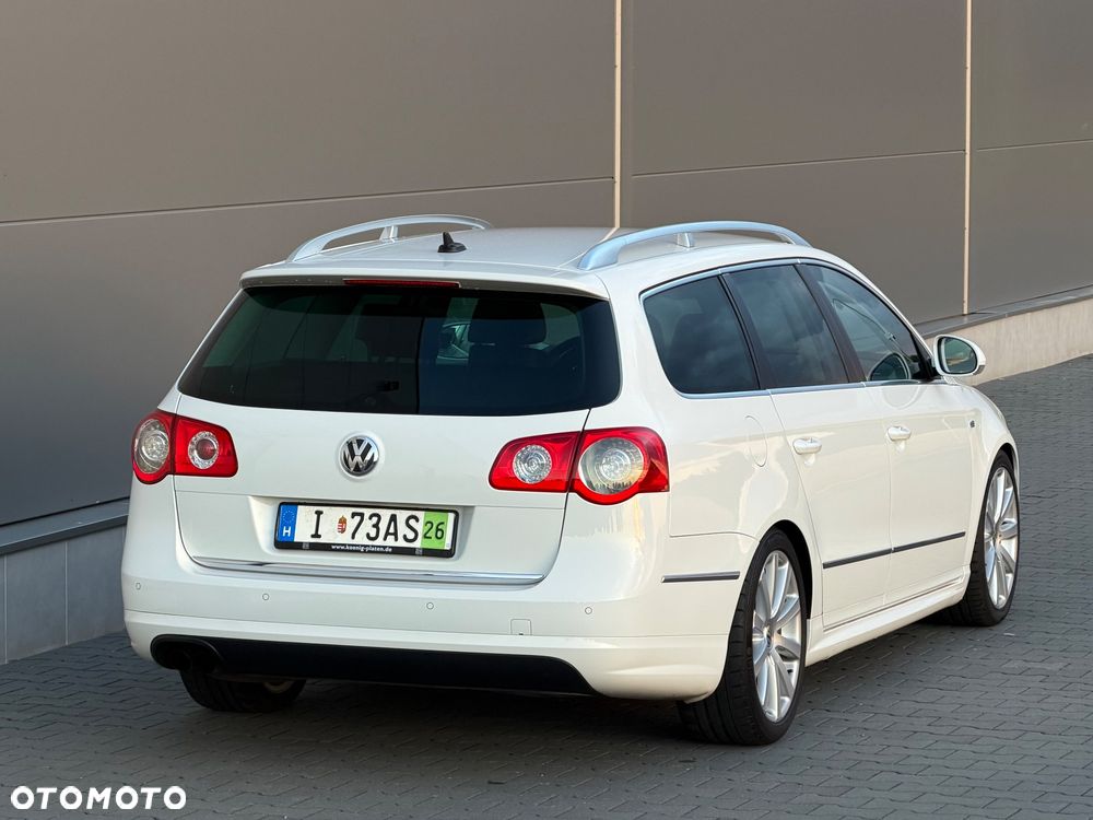 Volkswagen Passat - 13