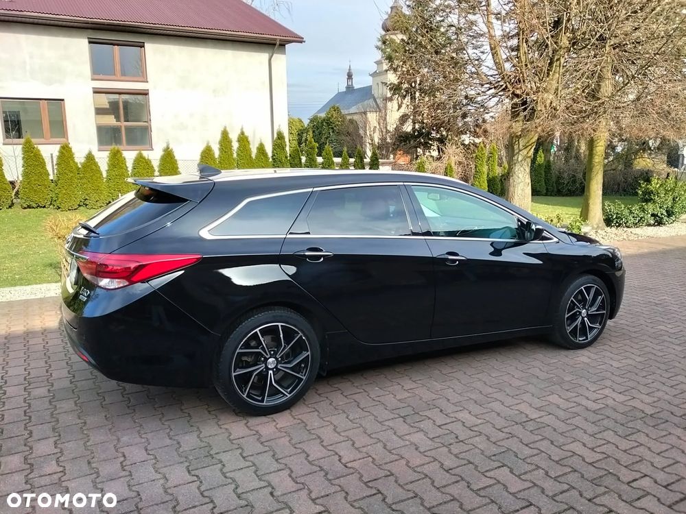 Hyundai i40 1.6 CRDi Premium DCT - 4