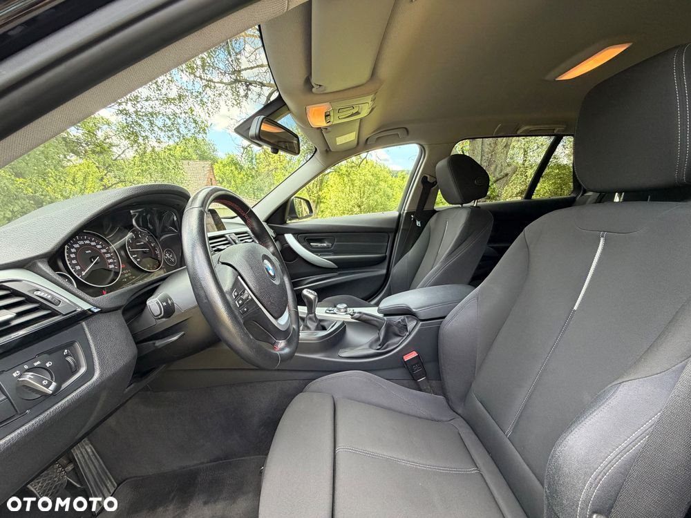 BMW Seria 3 316i Modern Line - 15