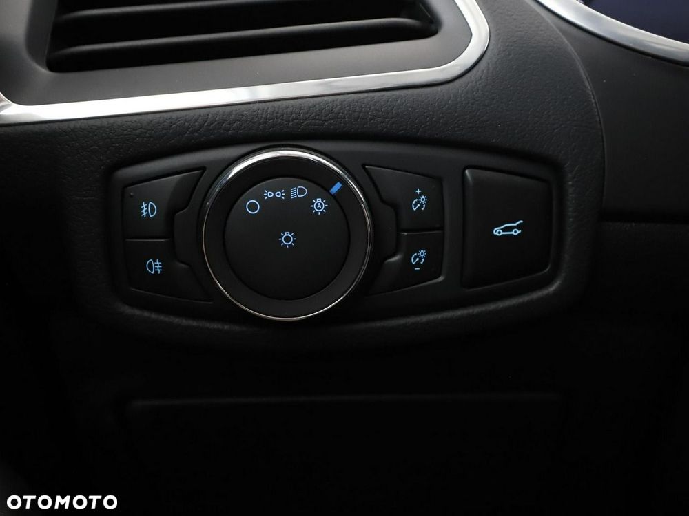 Ford Galaxy 1.5 EcoBoost S&S TITANIUM - 36