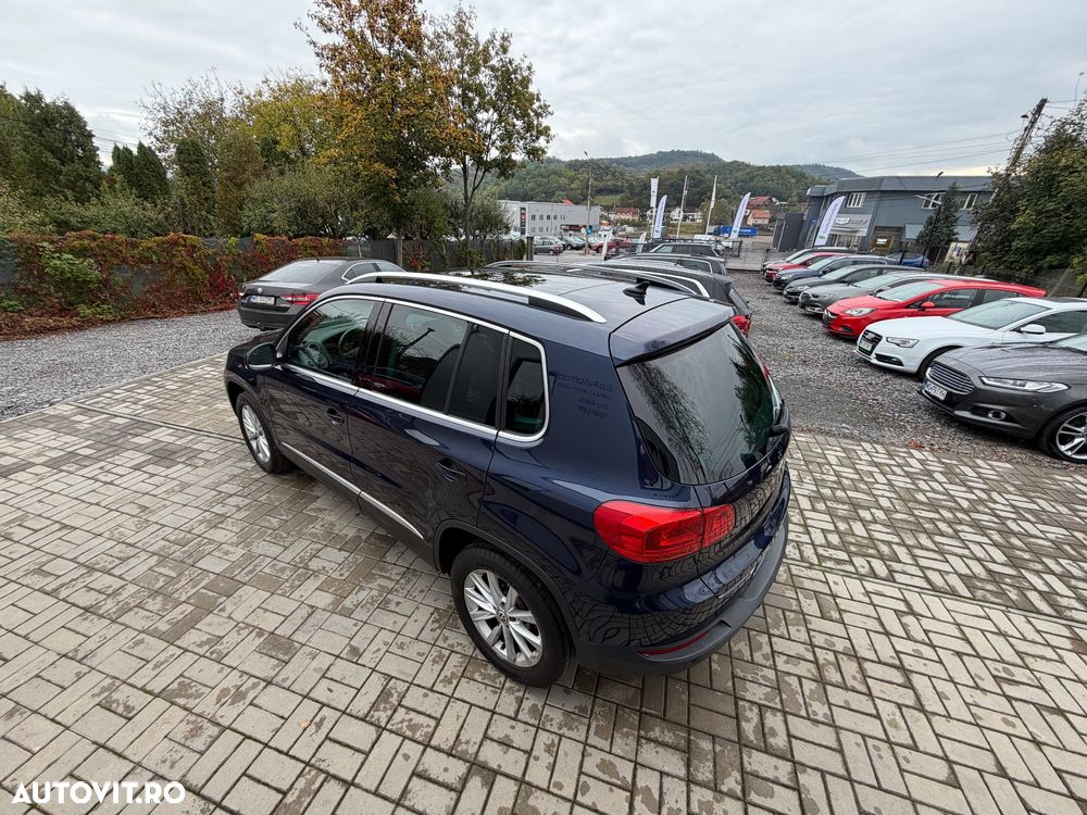 Volkswagen Tiguan - 8