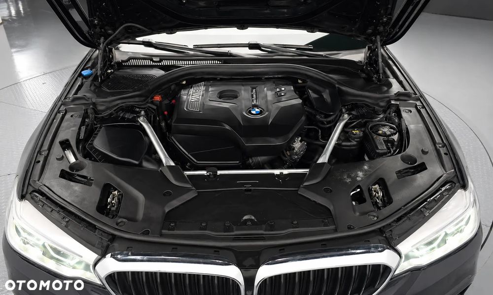 BMW Seria 5 - 17