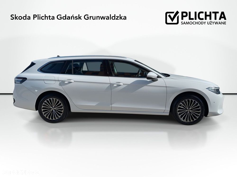 Volkswagen Passat Variant 1.5 TSI ACT mHEV Elegance DSG - 5