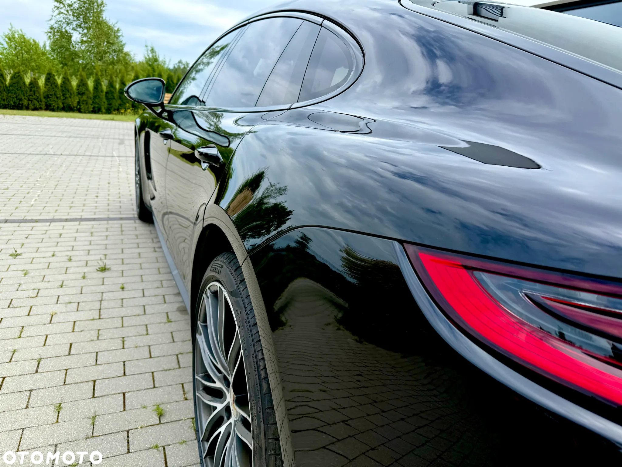 Porsche Panamera 4S - 13