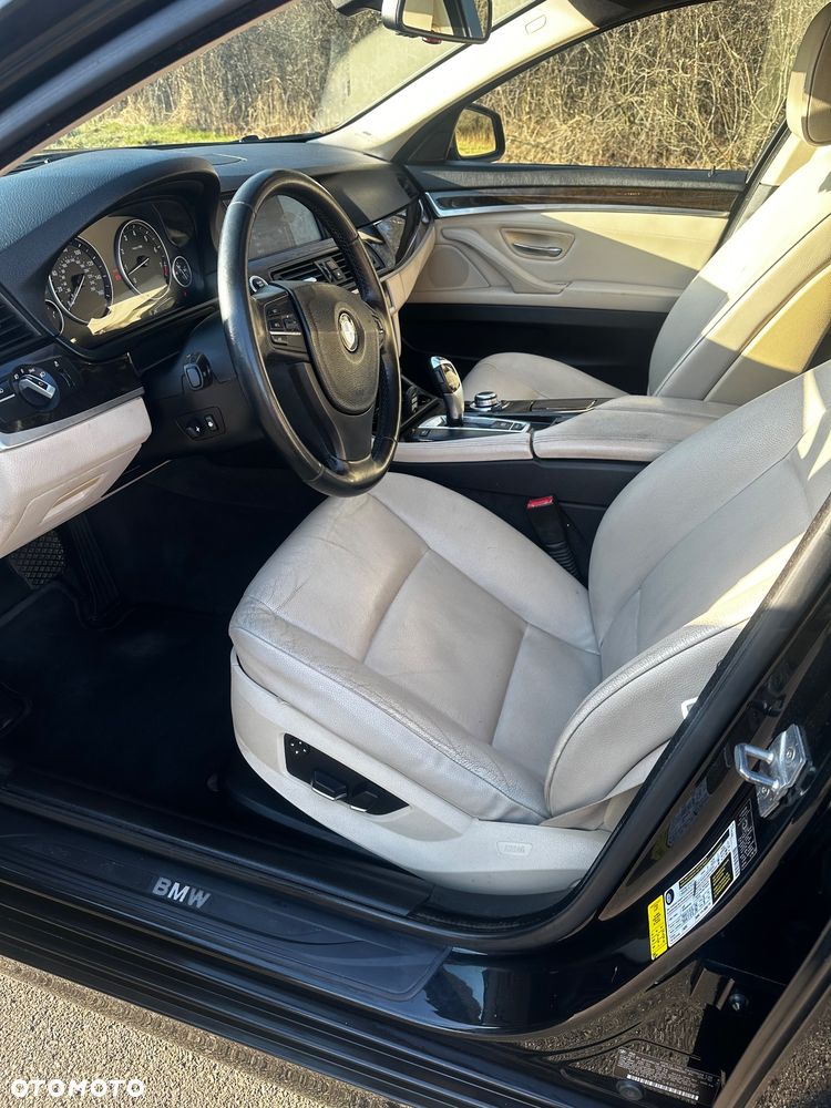 BMW Seria 5 535i Luxury Line - 10