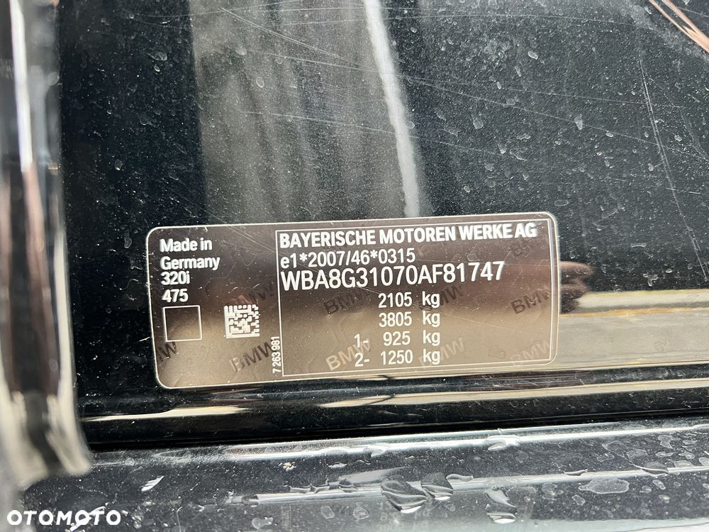BMW Seria 3 320i Advantage - 38