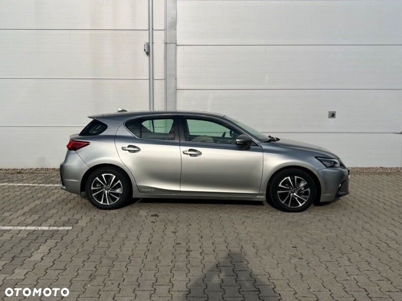 Lexus CT - 6