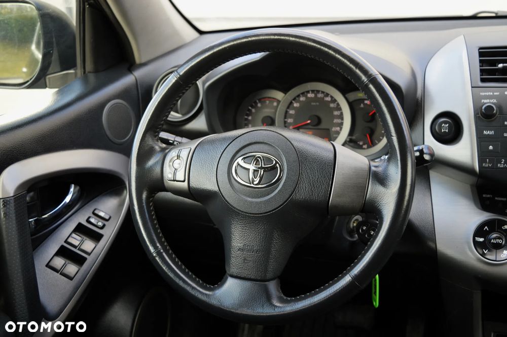 Toyota RAV4 2.0 VVT-i Prestige - 21