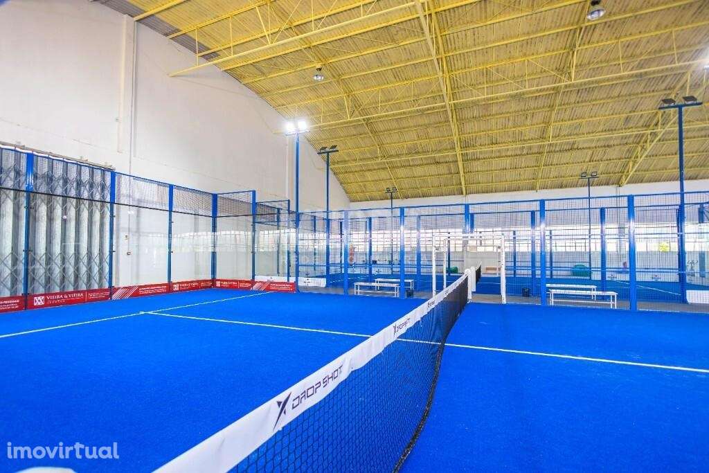 Clube desportivo - 4 campos de Padel - Grande imagem: 3/21