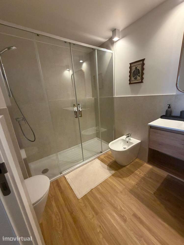 T1 Novo com piscina, garagem e acessibilidade - Grande imagem: 5/8
