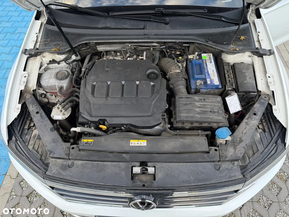 Volkswagen Passat 2.0 TDI SCR DSG Business - 23