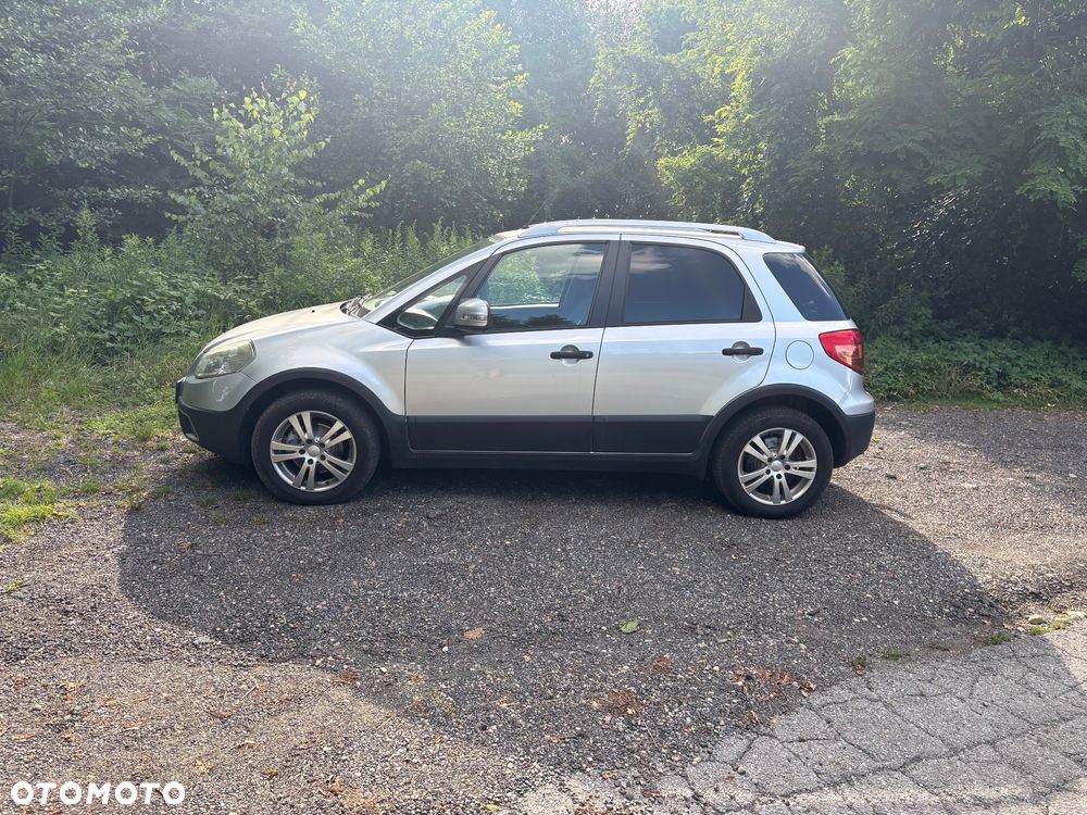 Suzuki SX4 Classic 1.6 VVT 4x4 Club - 8