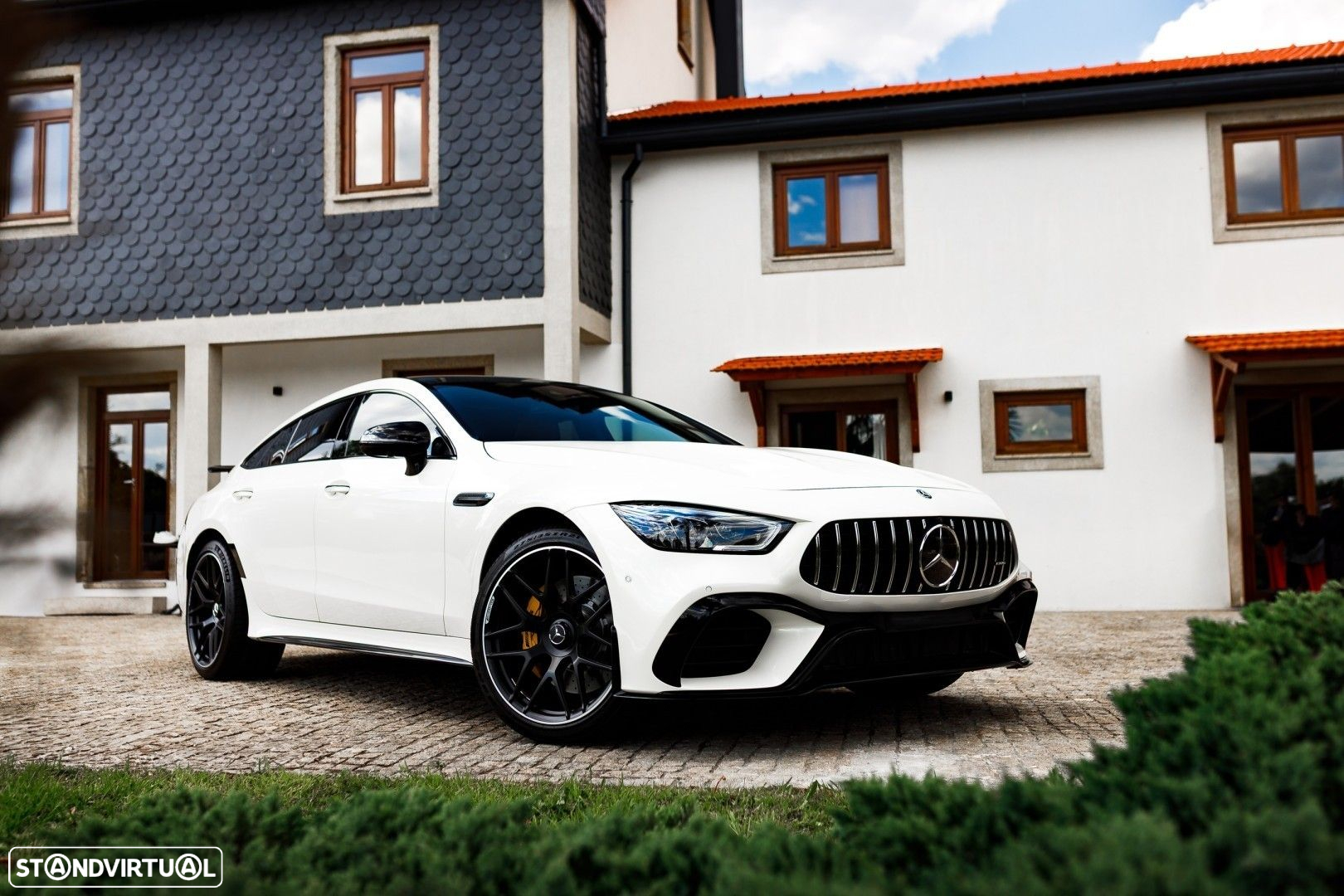 Mercedes-Benz AMG GT - 3