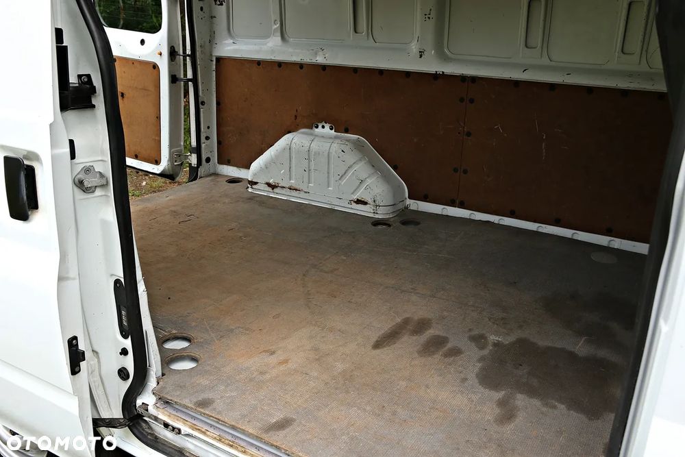 Ford Transit VI - 28