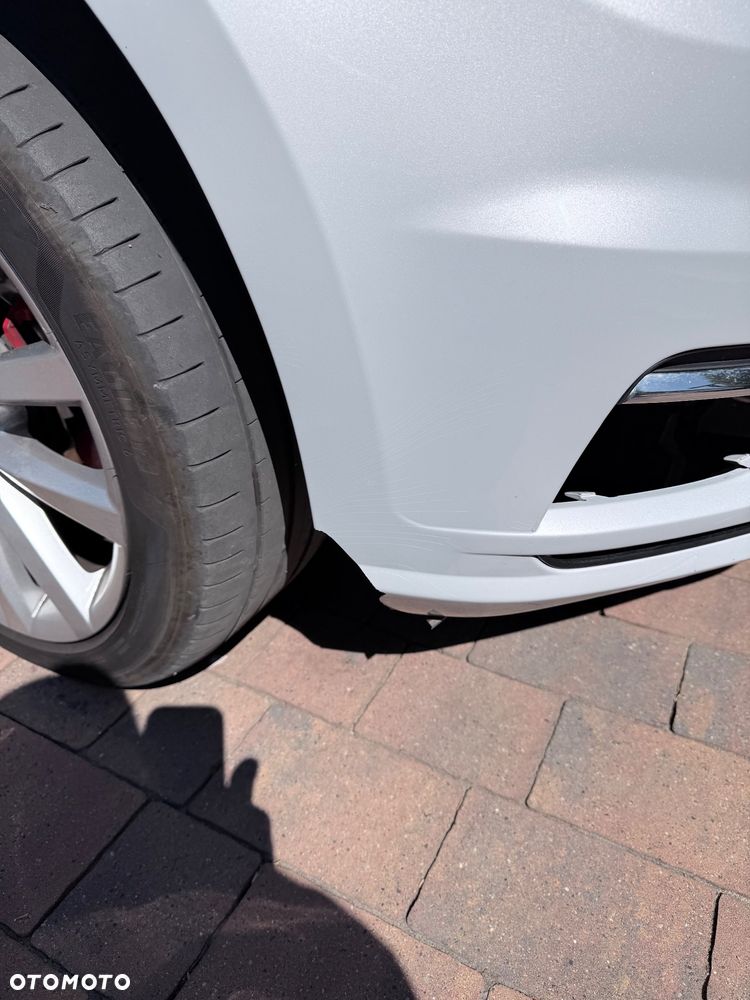 Volkswagen Golf - 13